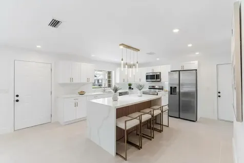 301 NW 78th Terrace Plantation FL 33324