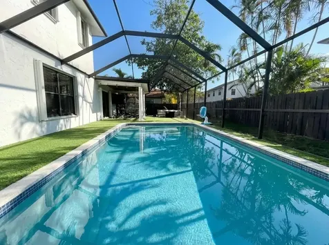 301 NW 78th Terrace Plantation FL 33324