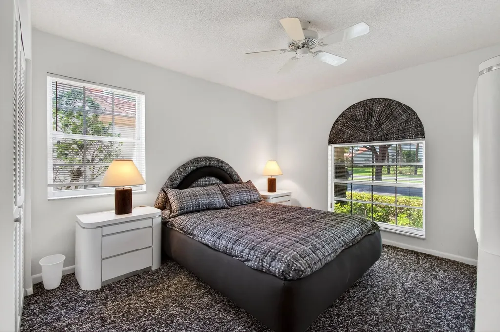 14492 Via Royale Delray Beach FL 33446