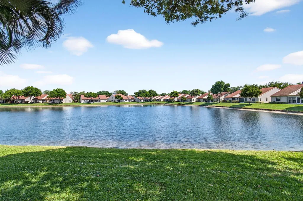 14492 Via Royale Delray Beach FL 33446