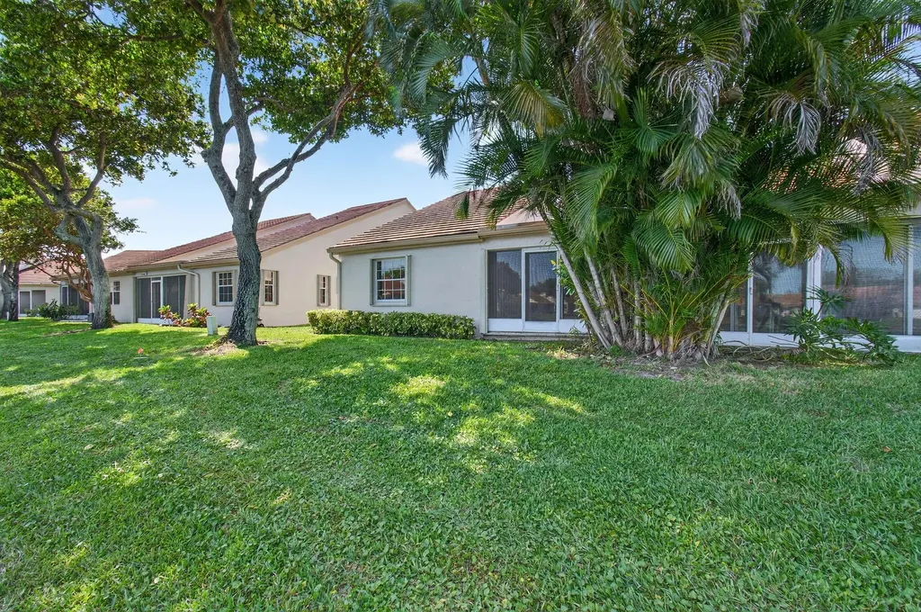 14492 Via Royale Delray Beach FL 33446