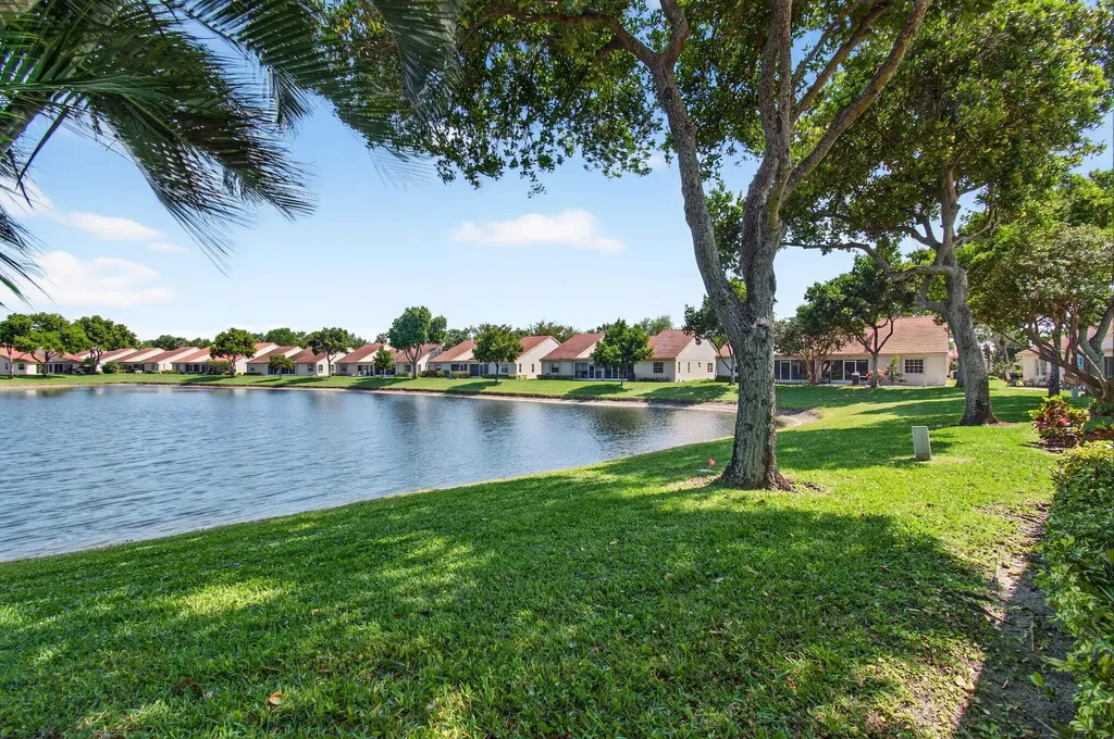 14492 Via Royale Delray Beach FL 33446
