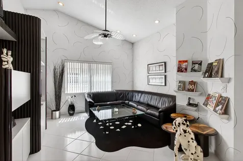 14492 Via Royale Delray Beach FL 33446