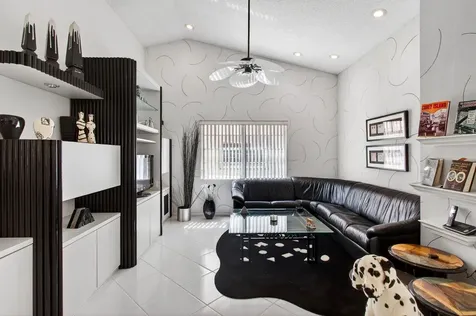 14492 Via Royale Delray Beach FL 33446