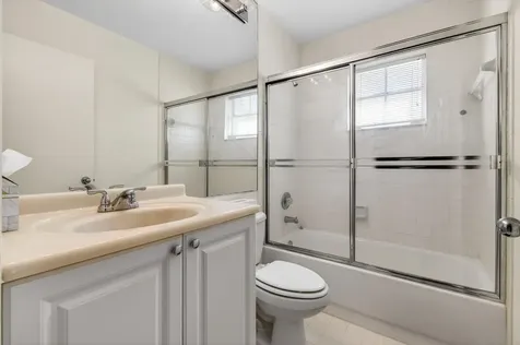14492 Via Royale Delray Beach FL 33446