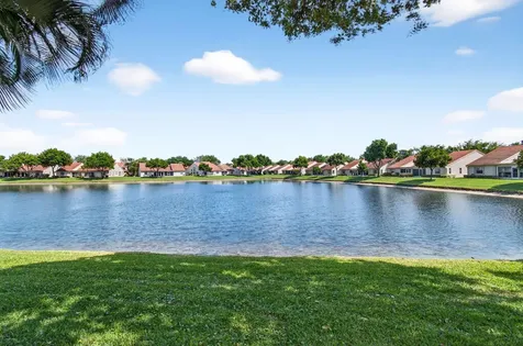 14492 Via Royale Delray Beach FL 33446