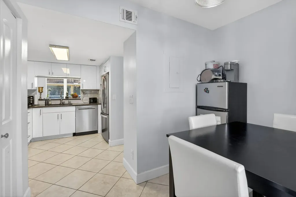 807 NW 91st Terrace NW Plantation FL 33324