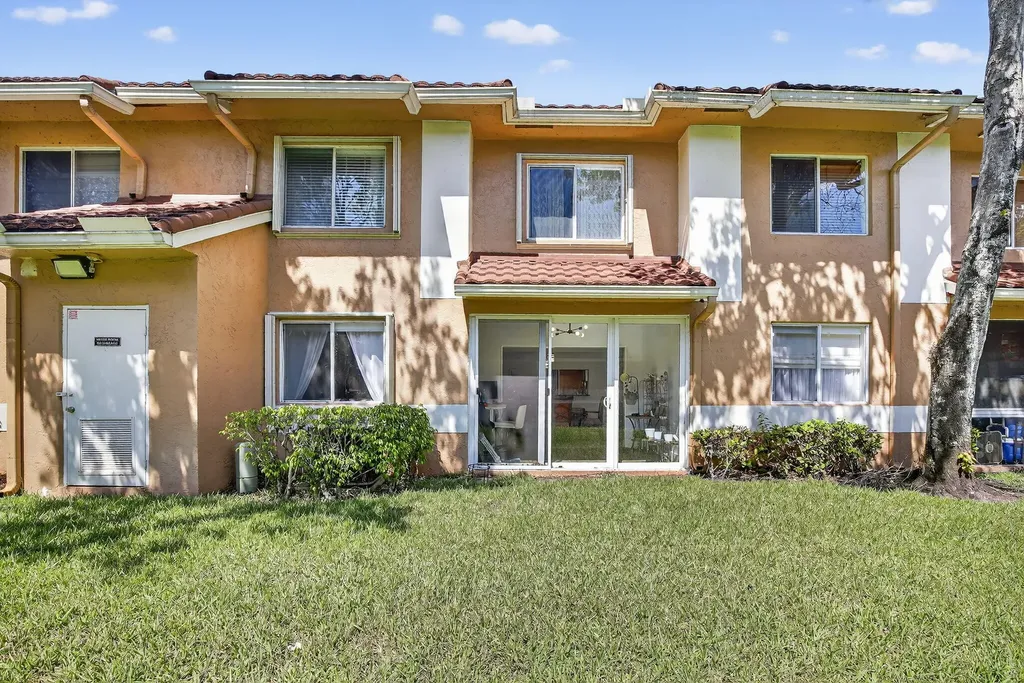 807 NW 91st Terrace NW Plantation FL 33324