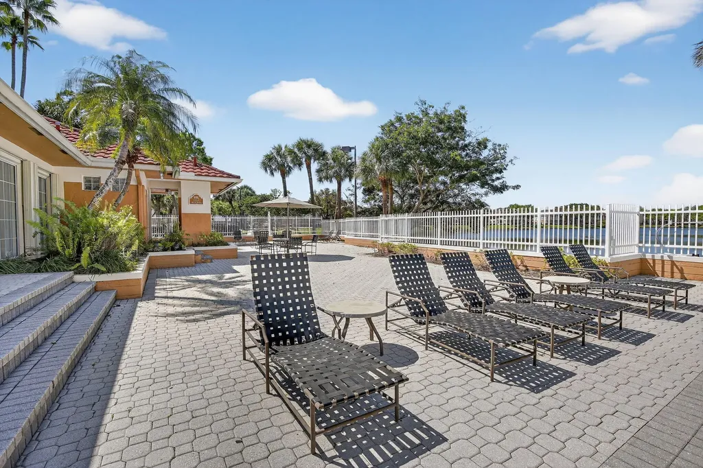807 NW 91st Terrace NW Plantation FL 33324