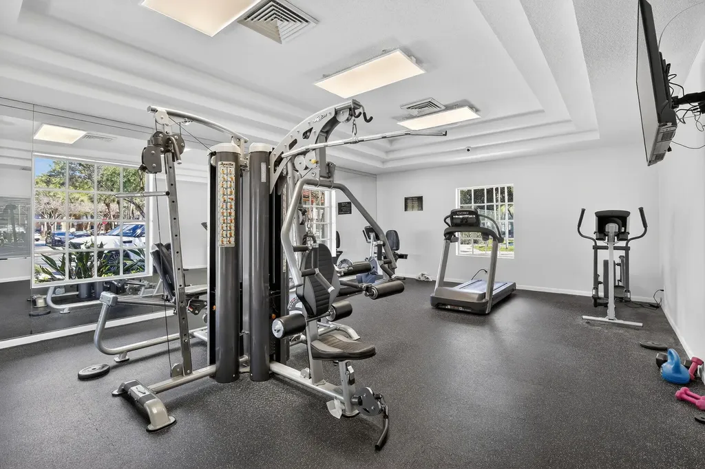 807 NW 91st Terrace NW Plantation FL 33324