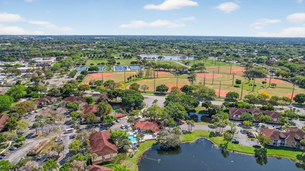 807 NW 91st Terrace NW Plantation FL 33324