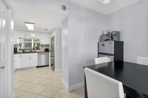807 NW 91st Terrace NW Plantation FL 33324