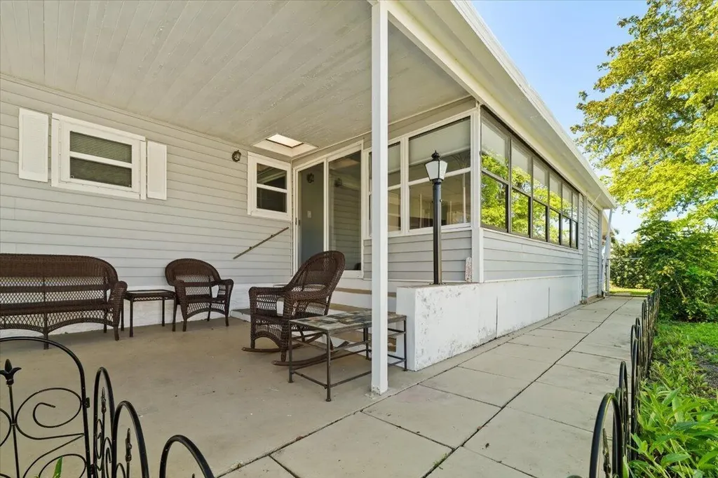 130 NW 53rd Court Deerfield Beach FL 33064