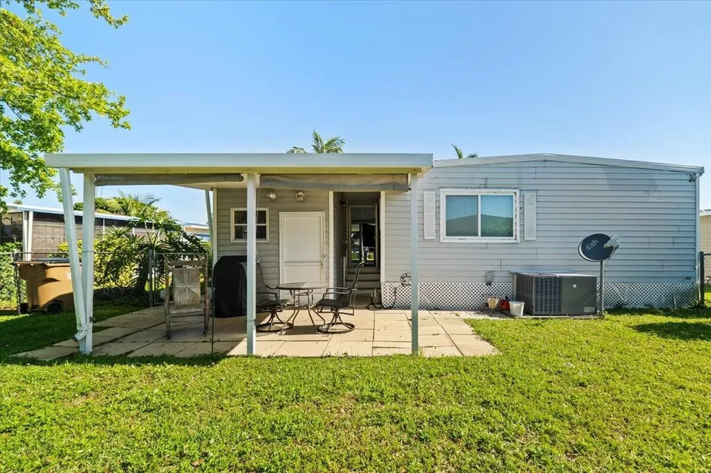 130 NW 53rd Court Deerfield Beach FL 33064