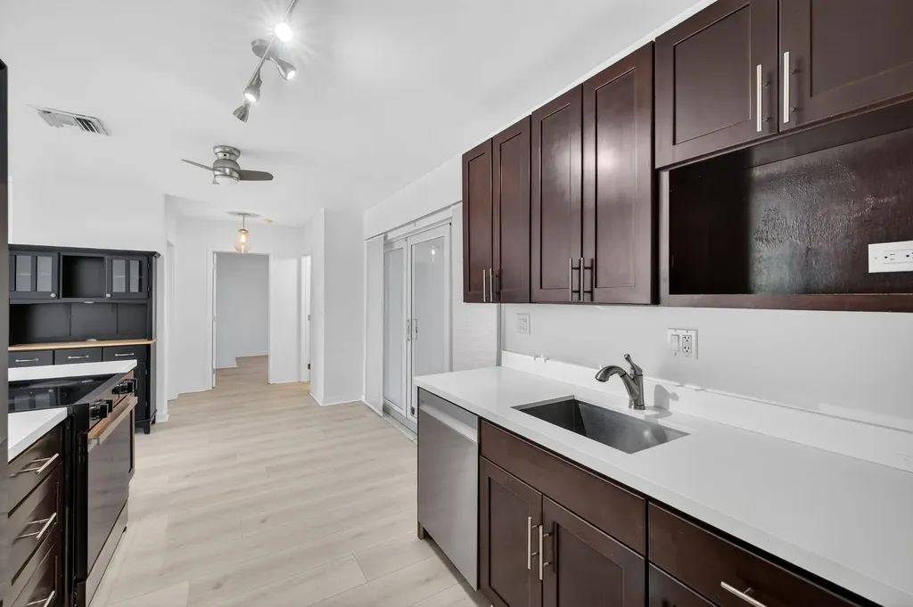 1029 NE 9th Avenue Fort Lauderdale FL 33304