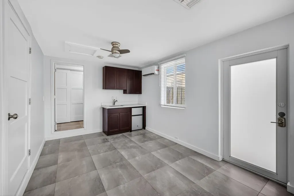 1029 NE 9th Avenue Fort Lauderdale FL 33304