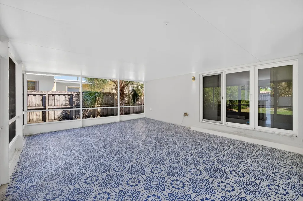 1029 NE 9th Avenue Fort Lauderdale FL 33304