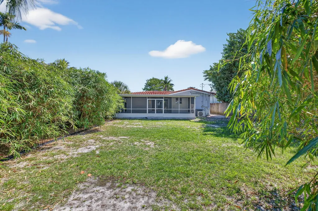 1029 NE 9th Avenue Fort Lauderdale FL 33304