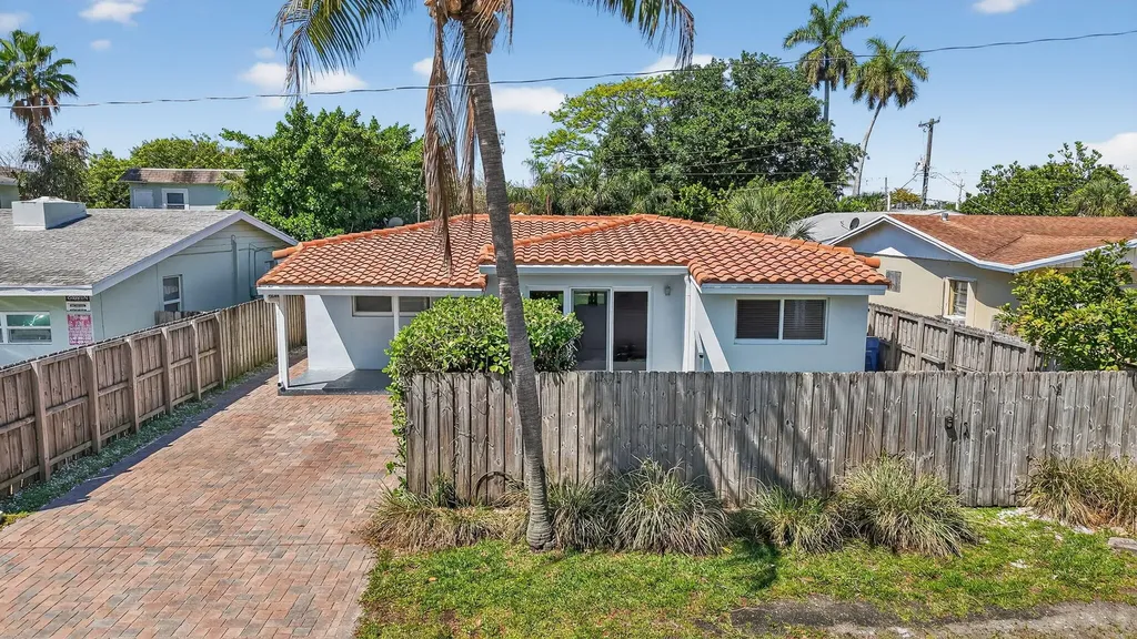 1029 NE 9th Avenue Fort Lauderdale FL 33304