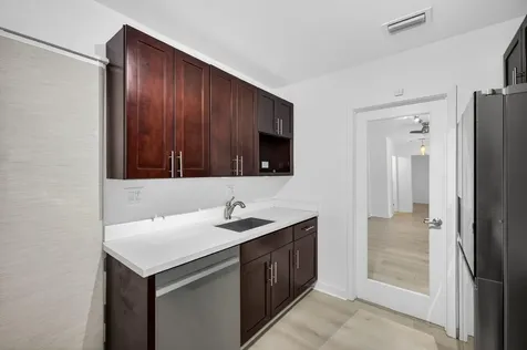 1029 NE 9th Avenue Fort Lauderdale FL 33304