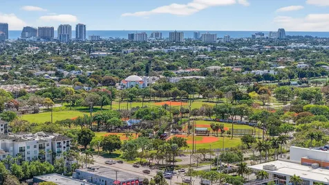 1029 NE 9th Avenue Fort Lauderdale FL 33304