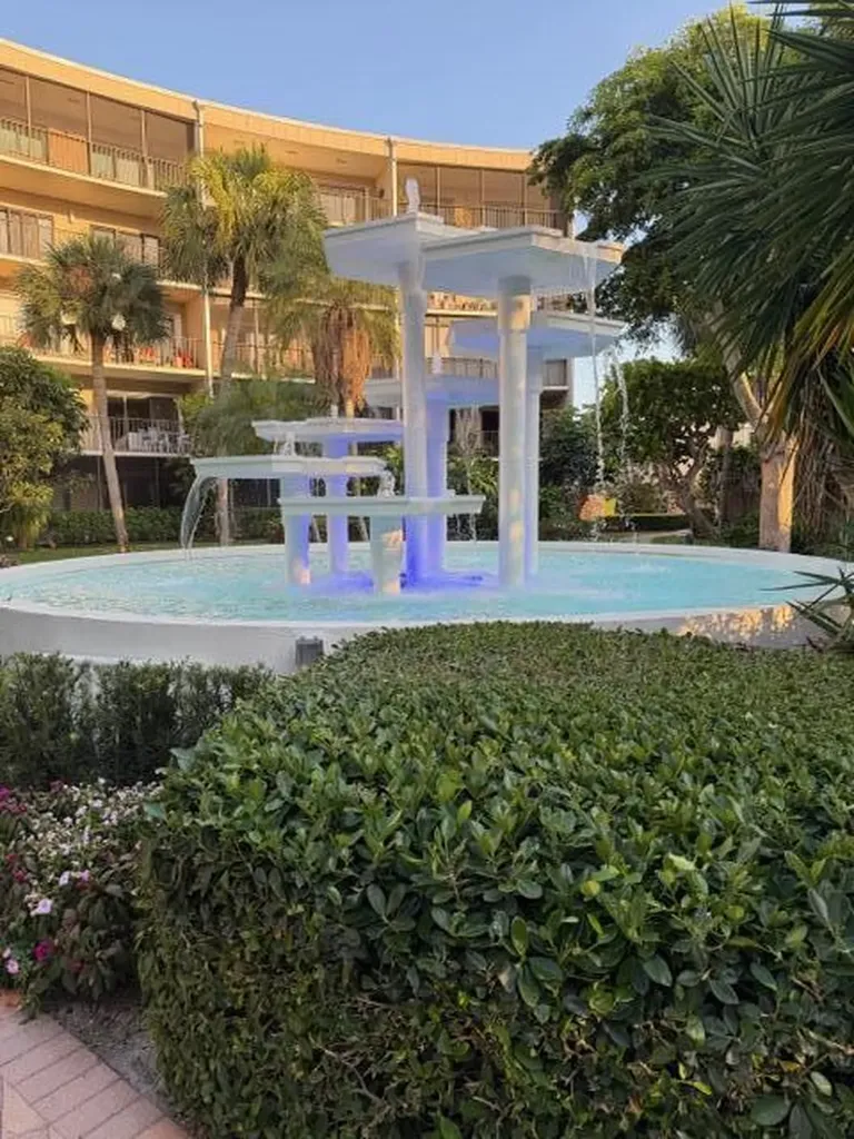 3605 S Ocean Boulevard South Palm Beach FL 33480
