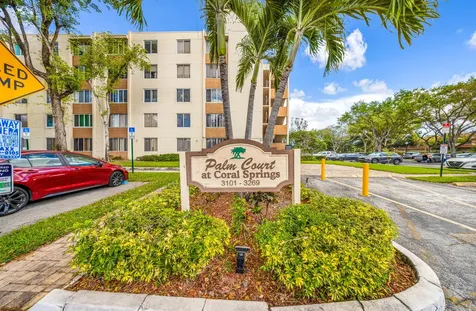 3249 Riverside Coral Springs FL 33065