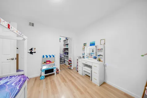 3249 Riverside Coral Springs FL 33065