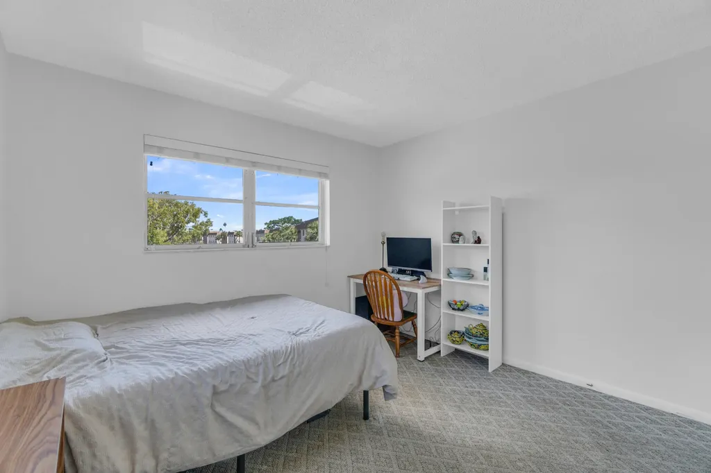 2441 SW 82nd Avenue Davie FL 33324