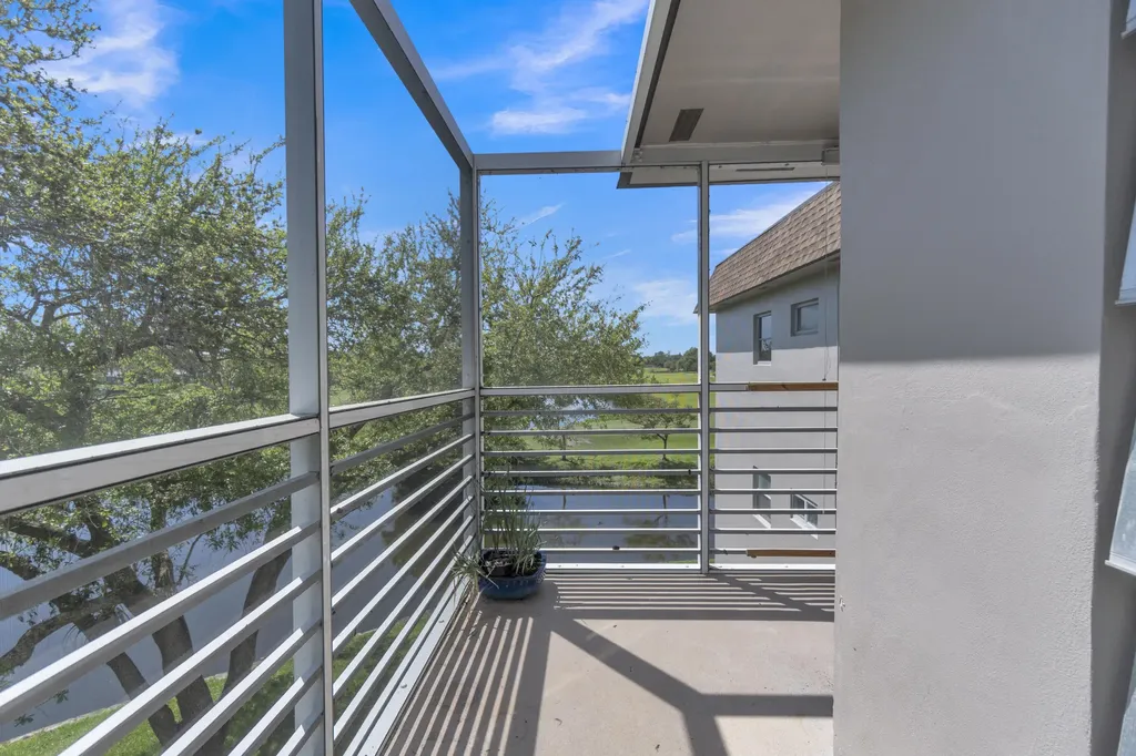 2441 SW 82nd Avenue Davie FL 33324