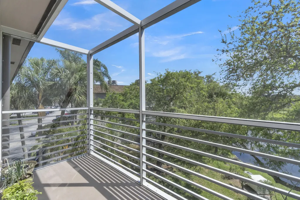 2441 SW 82nd Avenue Davie FL 33324