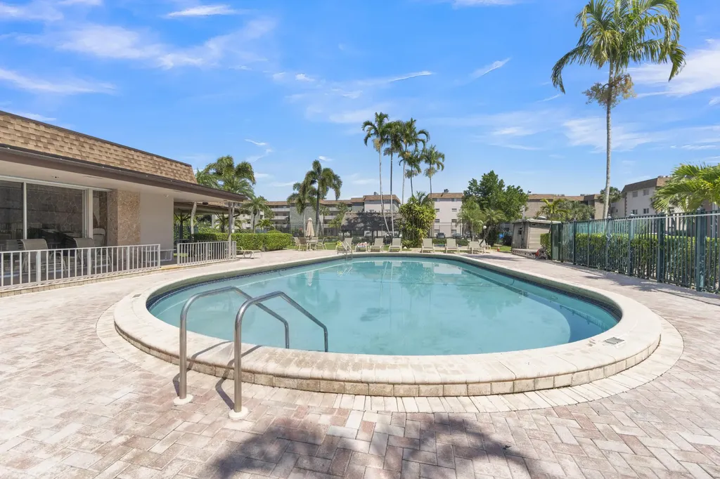 2441 SW 82nd Avenue Davie FL 33324