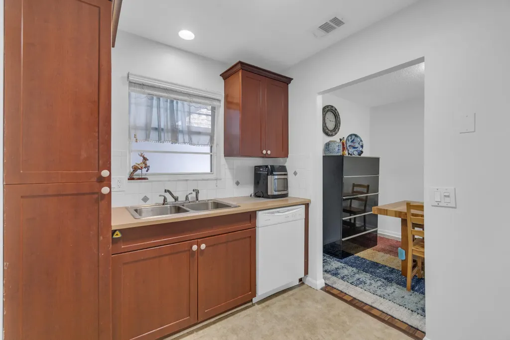 2441 SW 82nd Avenue Davie FL 33324