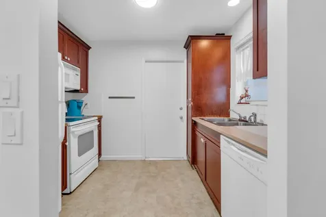 2441 SW 82nd Avenue Davie FL 33324