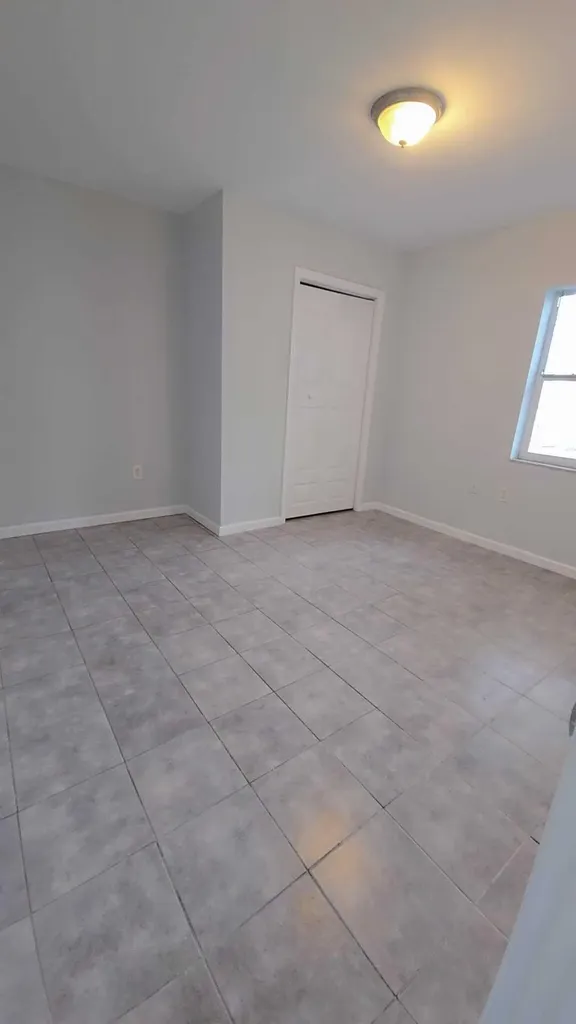 621 NW 5th Avenue Pompano Beach FL 33060
