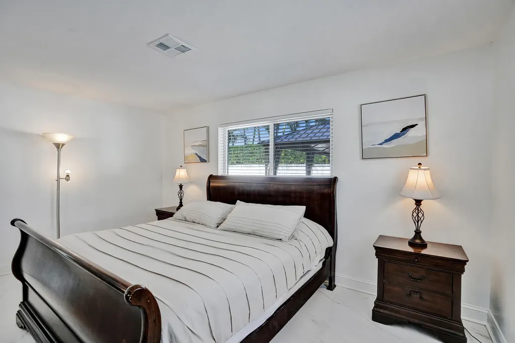 1633 SE 5th Court Deerfield Beach FL 33441