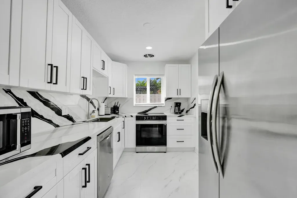 1633 SE 5th Court Deerfield Beach FL 33441