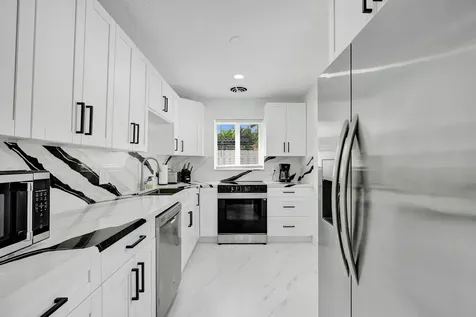 1633 SE 5th Court Deerfield Beach FL 33441