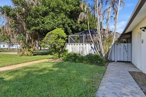 1701 Mariners Cove Fort Pierce FL 34950
