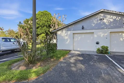 1701 Mariners Cove Fort Pierce FL 34950