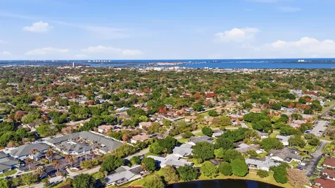 1701 Mariners Cove Fort Pierce FL 34950