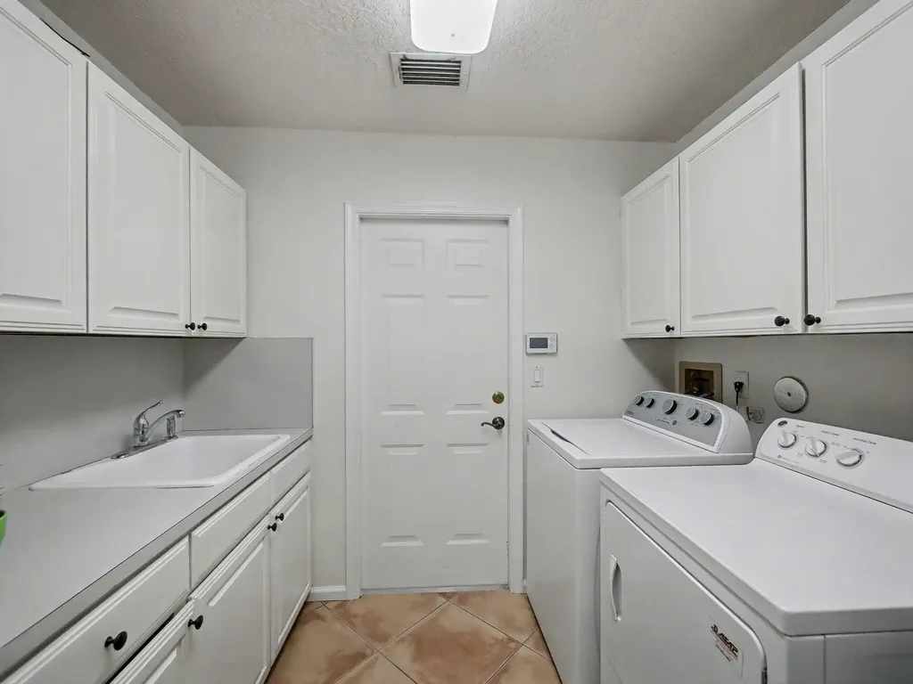 6108 Winding Lake Drive Jupiter FL 33458