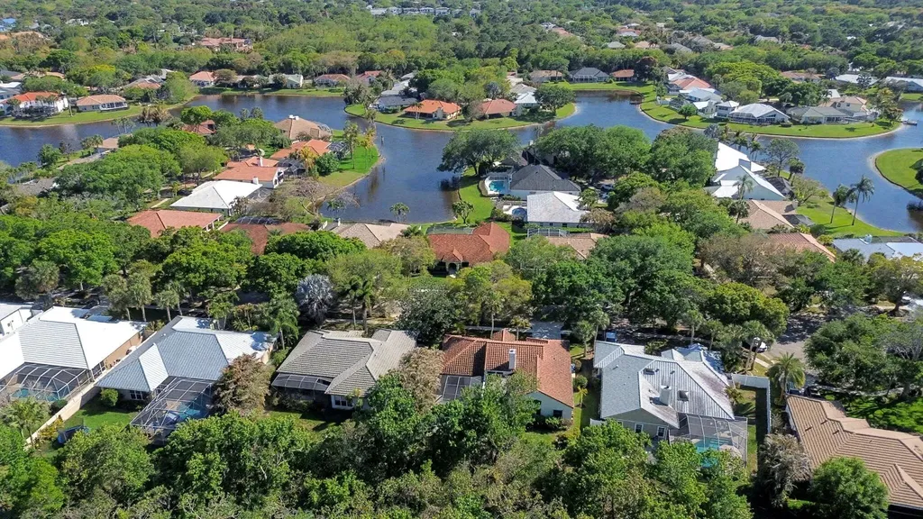6108 Winding Lake Drive Jupiter FL 33458