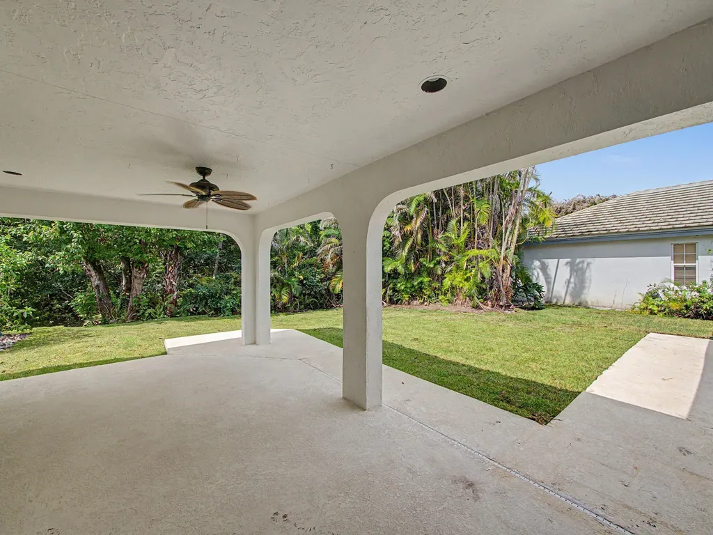 6108 Winding Lake Drive Jupiter FL 33458