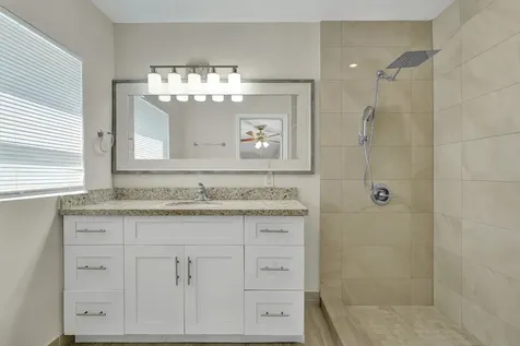 131 NE 51st Street Oakland Park FL 33334