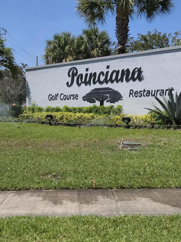 3755 Via Poinciana Lake Worth FL 33467