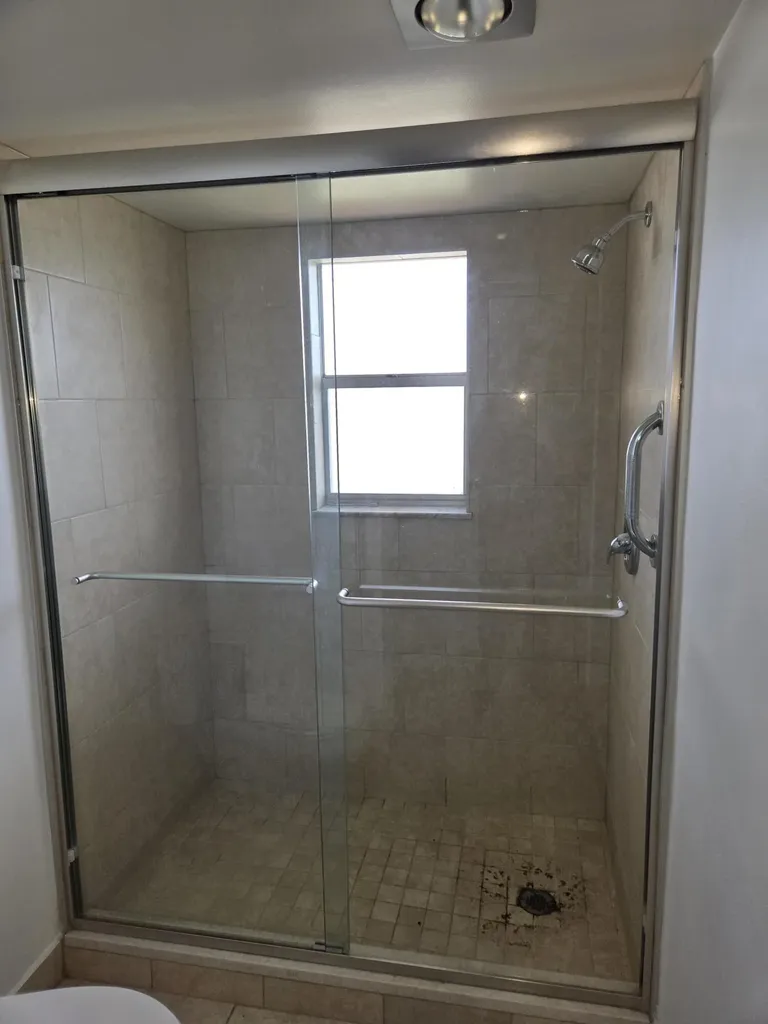 3755 Via Poinciana Lake Worth FL 33467