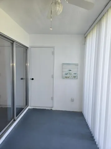 3755 Via Poinciana Lake Worth FL 33467