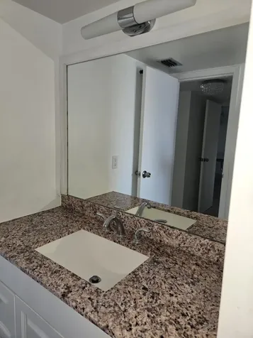 3755 Via Poinciana Lake Worth FL 33467