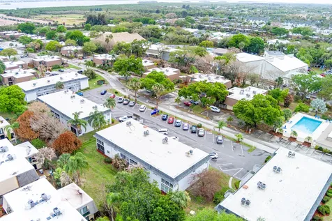 1166 6th Avenue Vero Beach FL 32960